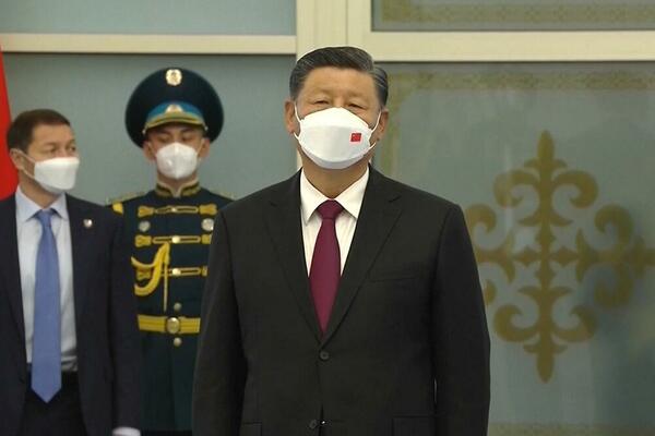 PRVA INOSTRANA POSETA POSLE IZBIJANJA PANDEMIJE: Siđinping doputovao u Kazahstan! (VIDEO)