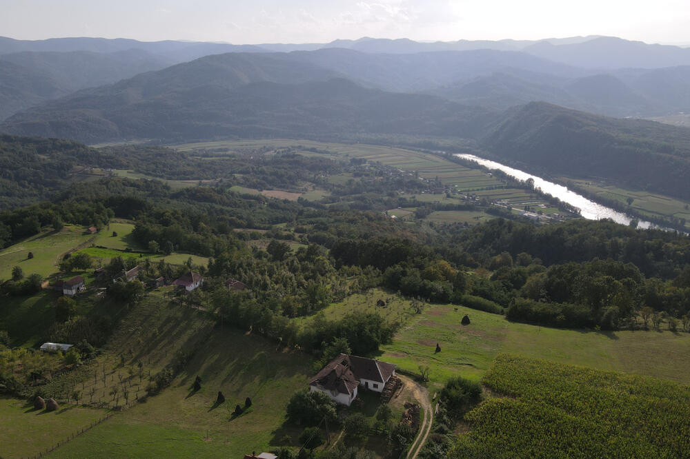 UZ PRIRODNU LEPOTU PAPRENE CENE ZEMLJIŠTA: Jedan VIDIKOVAC je NAJATRAKTIVNIJI u Zapadnoj Srbiji (FOTO)