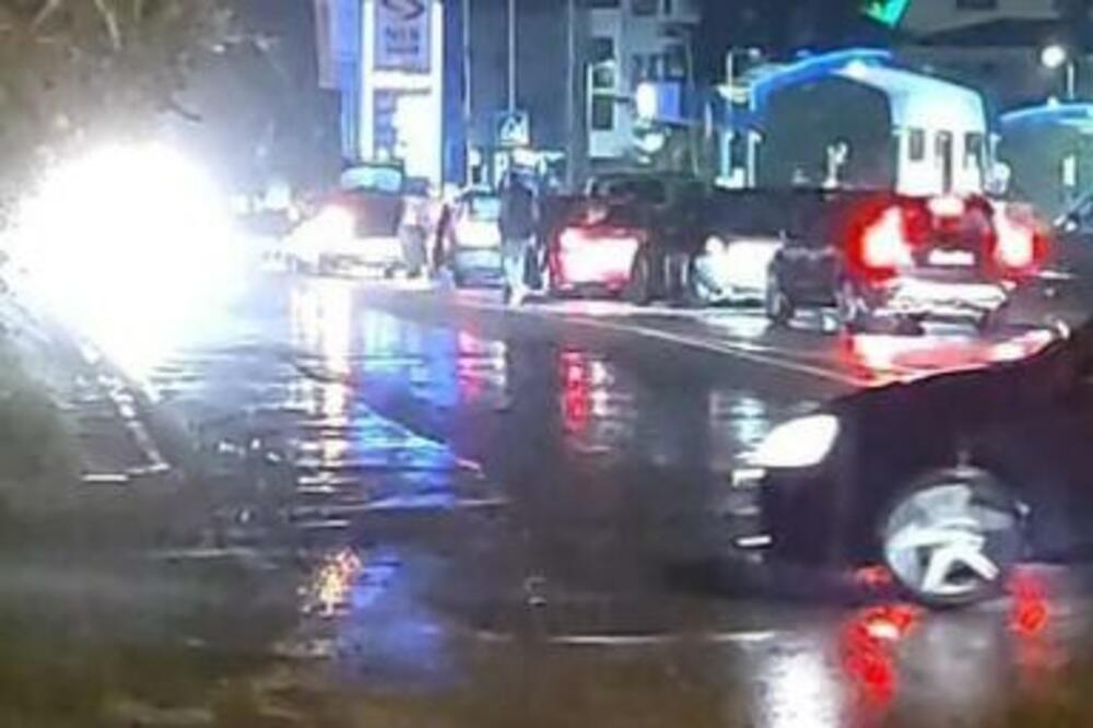 OBOREN PEŠAK U SREMSKOJ KAMENICI: Objavljena fotka sa LICA MESTA (FOTO)