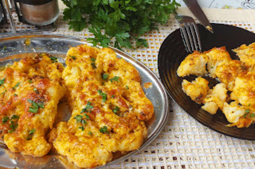 SPREMITE UKUĆANIMA NEŠTO DRUGAČIJE ZA RUČAK: Pohovani karfiol koji neće odbiti (RECEPT)