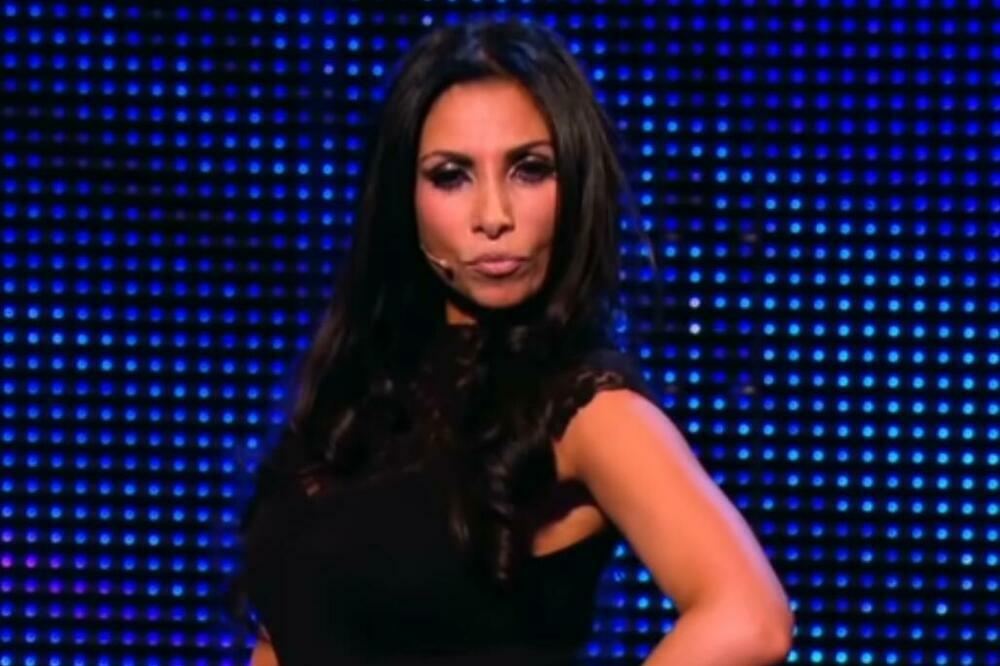 VODITELJKA ŠOKIRALA PRIZNANJEM U PROGRAMU UŽIVO: Gledaoci se skamenili! (FOTO)