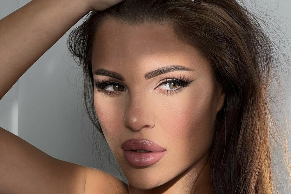 NI MIRKA VASILJEVIĆ NE MOŽE DA JOJ PRIĐE: Nacija bruji o izgledu OVE ŽENE, skida je sa TRONA?!