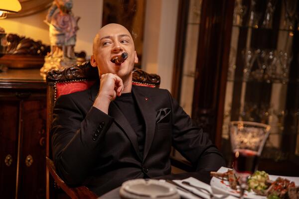 ZAPAMTILI SMO GA PO DEPILIRANIM NOGAMA, A SADA JE UHVAĆEN SA ANABELOM: Otkrivena POZADINA SVEGA!