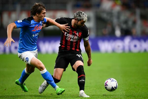 NAPOLI SRUŠIO MILAN I VRATIO SE NA ČELO SERIJE A!