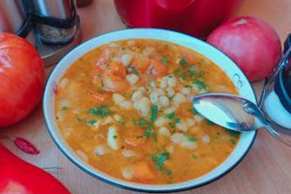 Turci ovako kuvaju pasulj: Ovu namirnicu stavljaju umesto mesa, kad jednom ovo probate ukus će vas zauvek osvojiti