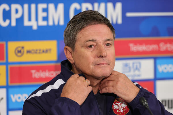 PIKSI NE RAZMIŠLJA O BARAŽU, SVIĐA MU SE GRUPA: "Možemo autobusom, da uštedimo koji dinar!"