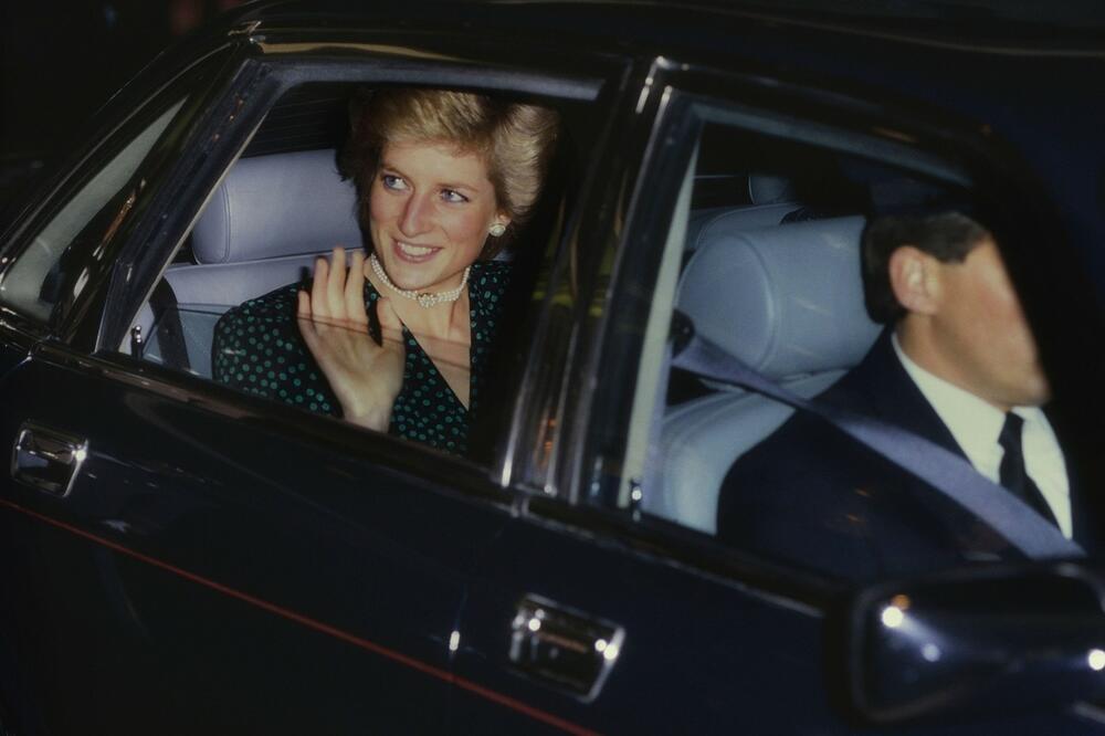 Ovo su poslednji trenuci princeze Dajane! Vatrogasac otkrio reči koje je izgovorila pre smrti, nije je ni prepoznao