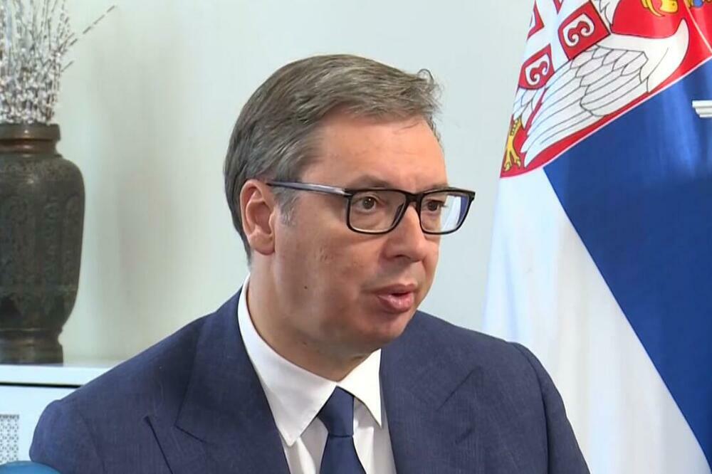 VUČIĆ IZ NJUJORKA: "Nisam od Lajčaka hteo da uzmem papir sa novim okvirom dijaloga, od toga me boli glava" (FOTO)