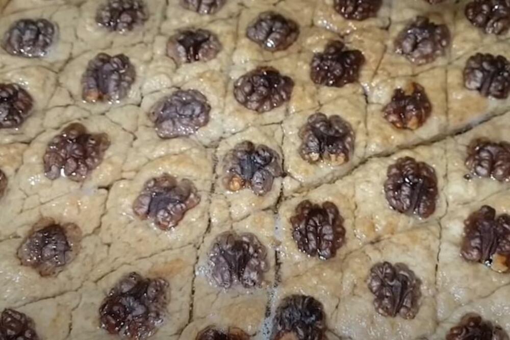 PRAVO SA KOSOVA U VAŠU KUHINJU: Recept za TATLIJU u koju se Kosovljani kunu (FOTO)