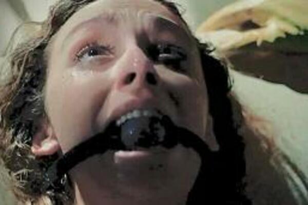 MISTERIOZNO UMRLA POZNATA GLUMICA, SILOVALI JE PA JOJ POZLILO: Kada čujete ko je OPTUŽEN za to, ŠOKIRAĆETE SE