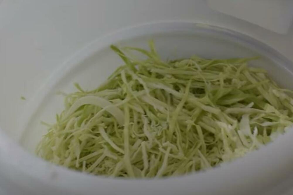 KUPUS RIBANAC SA CELEROM: Dodajte mu pored toga JOŠ 1 POVRĆE, ispašće NIKAD UKUSNIJI