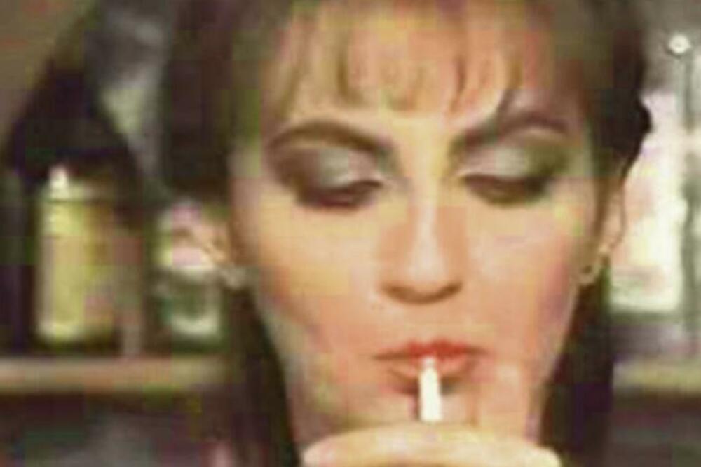 OBOŽAVALI STE DA JE GLEDATE U SERIJI "SLOŽNA BRAĆA": Igrala je čuvenu KONOBARICU, a evo čime se DANAS BAVI