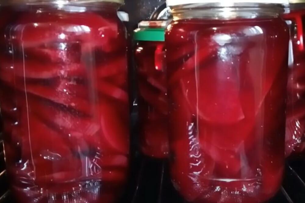 KISELA CVEKLA U TEGLI JE ZIMNICA KOJU PRAVE SVE SRPKINJE: Napravite je BEZ KONZERVANSA uz OVAJ RECEPT