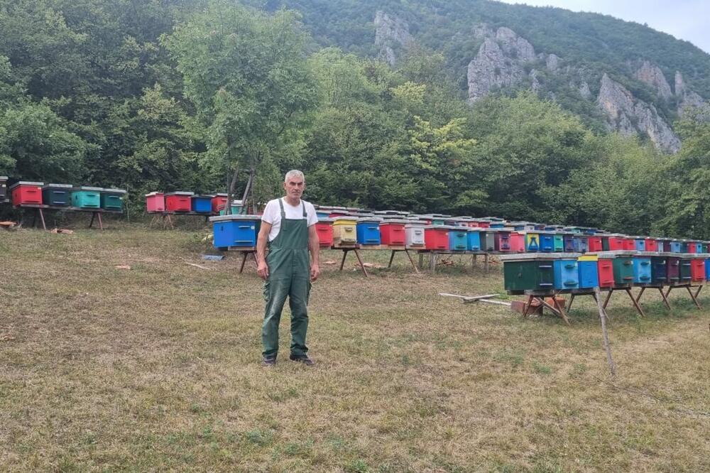 ESAD SPOJIO LJUBAV I ZANAT I NAPRAVIO USPEŠAN BIZNIS: Sve ovo je sam napravio (FOTO)