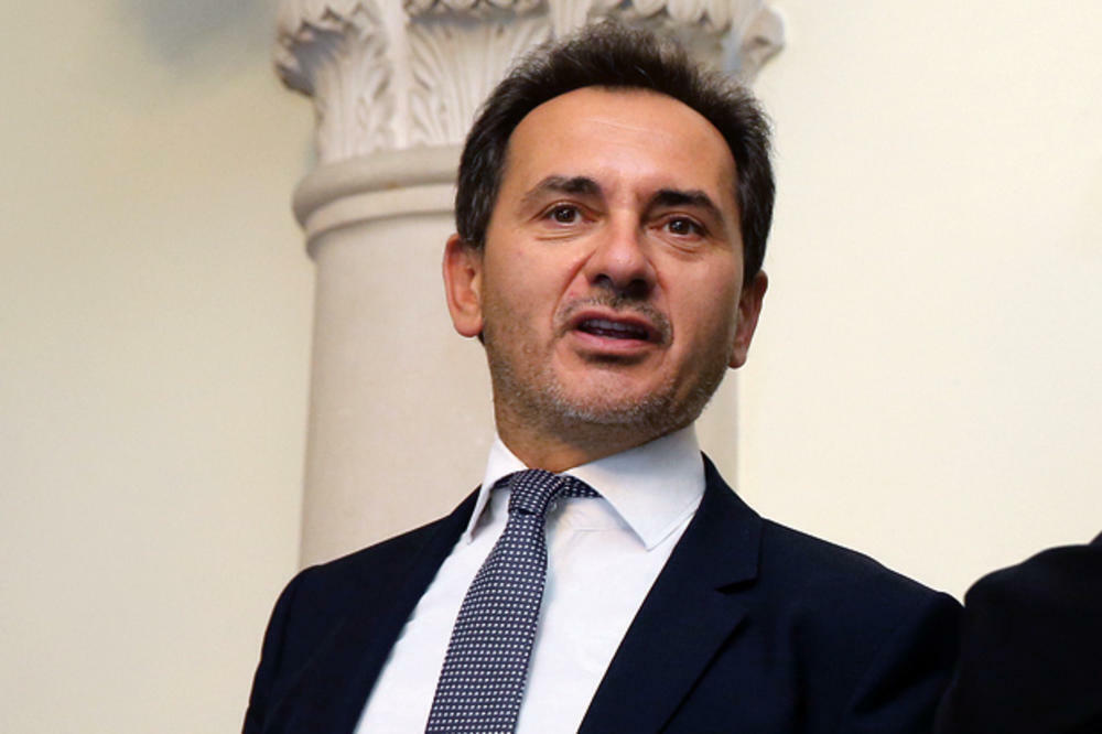 GDE JE DANAS I ŠTA RADI BOŽIDAR ĐELIĆ? Političar je u Đinđićevoj vladi imao jaku funkciju, evo čime se sad bavi!