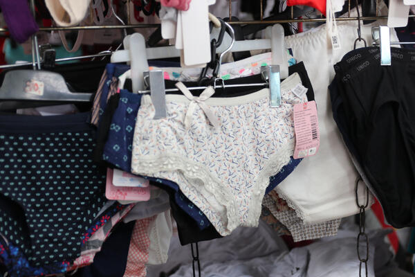 MAŠNICE NA ŽENSKOM DONJEM VEŠU UOPŠTE NISU TU BEZ RAZLOGA: Iznenadiće vas čemu zapravo služe