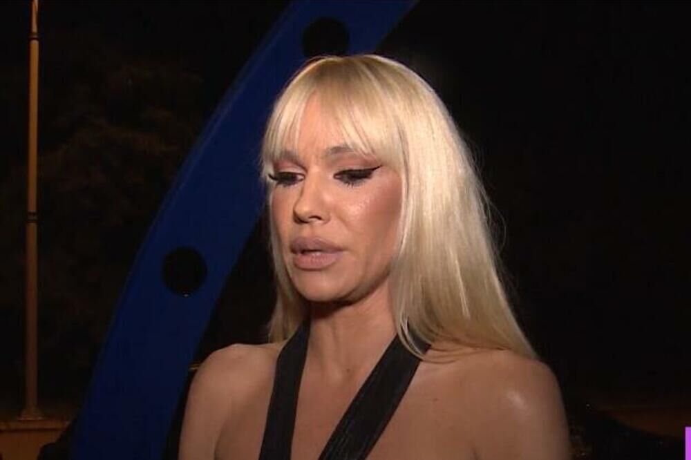 Nataša Bekvalac otkriča da ćerkama ne priča o očevima