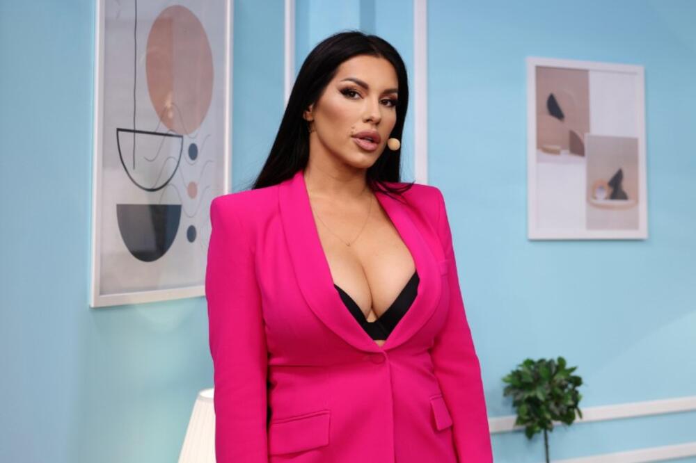 SVI BRUJE O SEKI ALEKSIĆ ZBOG OVOG NESVAKIDAŠNJEG POTEZA: Da li je realno da je TO URADILA PRE NASTUPA?