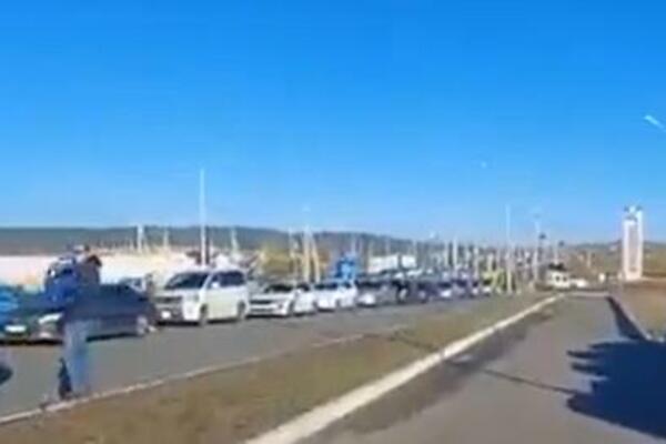 RUSI BEŽE GLAVOM BEZ OBZIRA! Upotrebili SVE načine da IZBEGNU Putinovu MOBILIZACIJU, stanje ALARMANTNO (VIDEO)