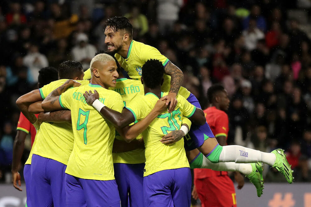 SUZE I ŠTAKE! Olakšanje za Srbiju, zvezda Brazila PROPUŠTA Mundijal (VIDEO/FOTO)