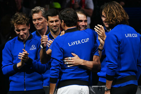 NIJE NI NOVAK OD KAMENA: Posle emotivnog videa, Đoković se rasplakao zbog Federerovog oproštaja od tenisa!