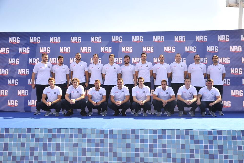 POJAČALI REDOVE: Novi Beograd promovisao tim za predstojeću sezonu, Gocić na klupi! (FOTO)