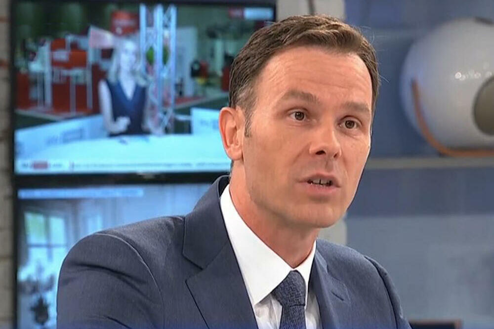 SINIŠA MALI: Pokazalo se ko su najveći nasilnici: Oglasio se povodom PROTESTA, evo šta PORUČUJE