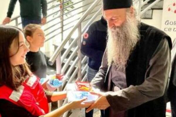 PATRIJARH PORFIRIJE DAO KRV: Vernike OVIM REČIMA pozvao na isto (FOTO)