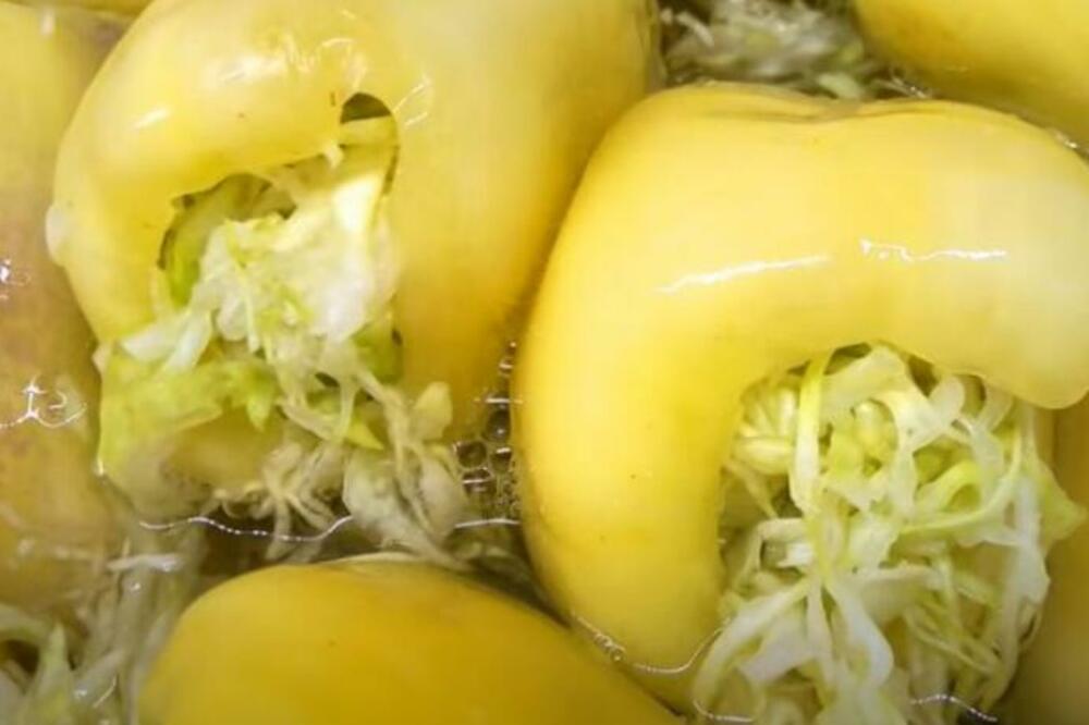 OVO JE NAJČEŠĆE PRAVLJENI RECEPT ZA ZIMNICU KOD SRBA: Ovakav ne možete da ne volite (VIDEO)