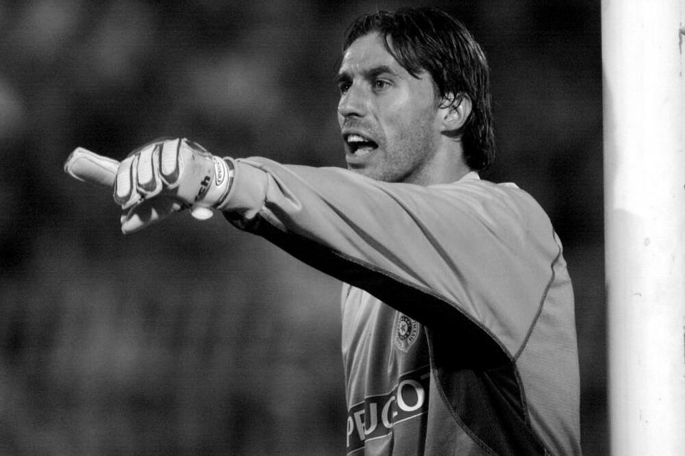 "OSTALI SMO BEZ PARTIZANOVCA, DRUGA I ČOVEKA... POČIVAJ U MIRU, RADAČE!" Emotivna oproštajna poruka crno-belih