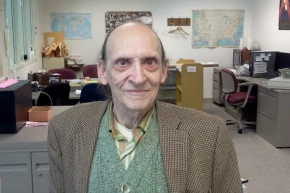 STARI BIBLIOTEKAR UMRO JE TIHO, TAJNA KOJU JE PONEO SA SOBOM LJUDE JE ZGRANULA: Kada se sve saznalo, bilo je KASNO