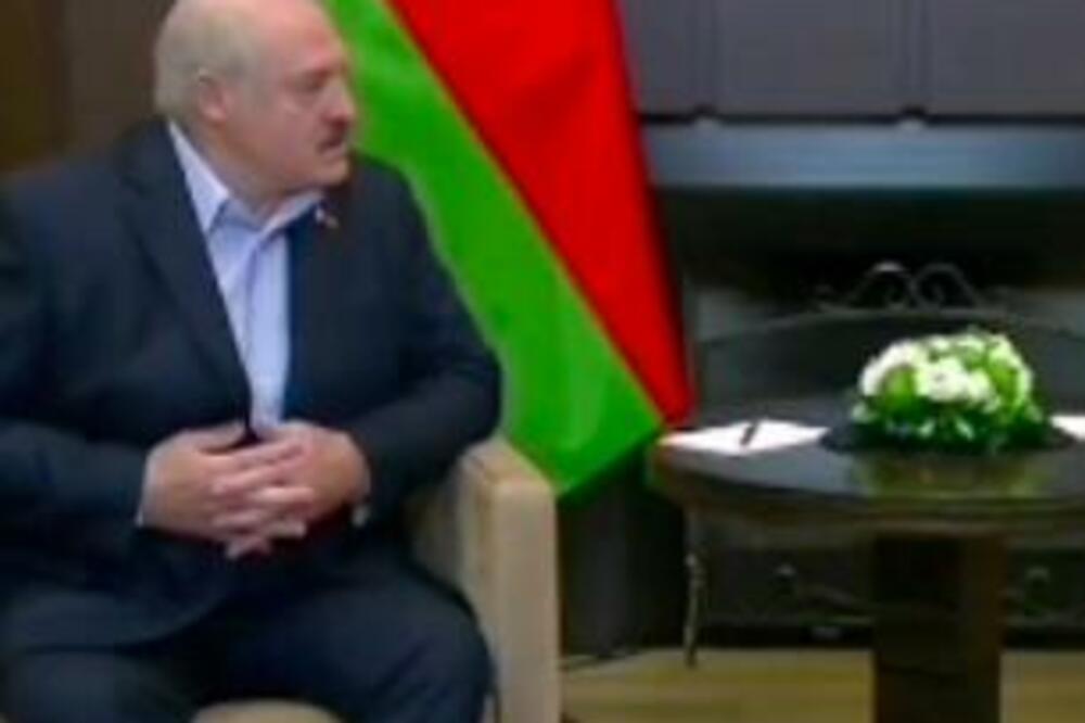 "JA SE NIKAD NISAM BRINUO O TOME": Lukašenko rekao Putinu šta da radi sa RUSIMA KOJI NE ŽELE U RAT! (VIDEO)