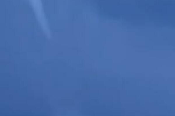 APOKALIPTIČNA SCENA USNIMLJENA U HRVATSKOJ, GLEDAJTE SAMO ŠTA SE POJAVILO NA NEBU: Prizor ostavlja u NEVERICI VIDEO