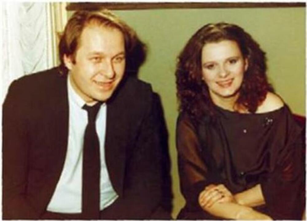 Jelica je bila u dugogodišnjem braku sa političarem Milošem Sretenovićem, koji je bio stariji od nje 15 godina, a u braku su dobili dve ćerke