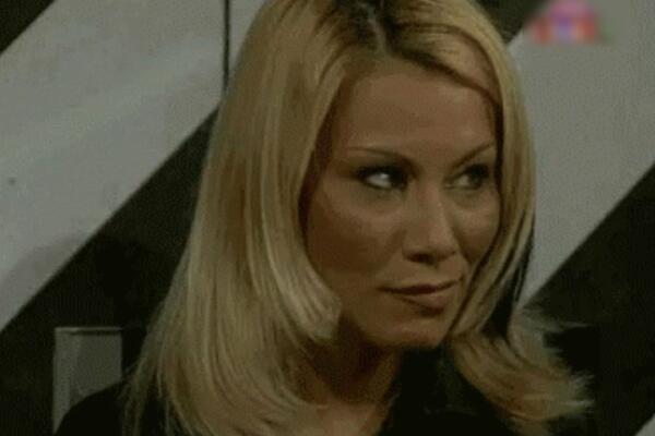 NJENO LICE SU ZNALI SVI, RADILA INTERVJUE SA NAJVEĆIMA: Gde je nestala VODITELJKA Irina Kruška? POSTALA DRUGA ŽENA