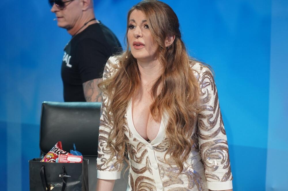 VIKI MILJKOVIĆ VIŠE NE ŽELI DA SE KRIJE: Sada MILIONI znaju ISTINU o njoj FOTO