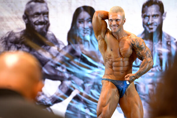 ODRŽANO BALKANSKO PRVENSTVO U BODIBILDINGU I FITNESU NA PALIĆU: Sportski spektakl kakav će se pamtiti (FOTO)