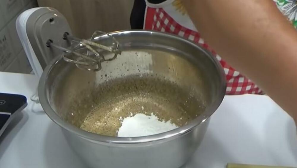 Kolač sa orasima i kafom