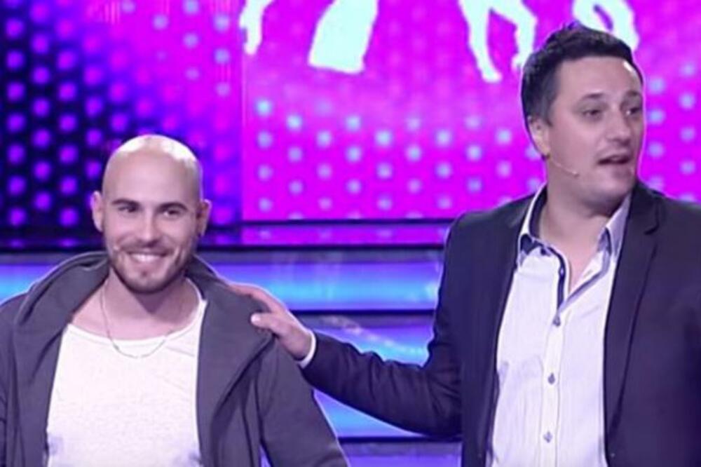 30 ŽENA ODLEPILO JE ZA PEĐOM KADA JE IZAŠAO NA BINU: Ali, posle onoga što je rekao, nastao je muk u studiju (VIDEO)