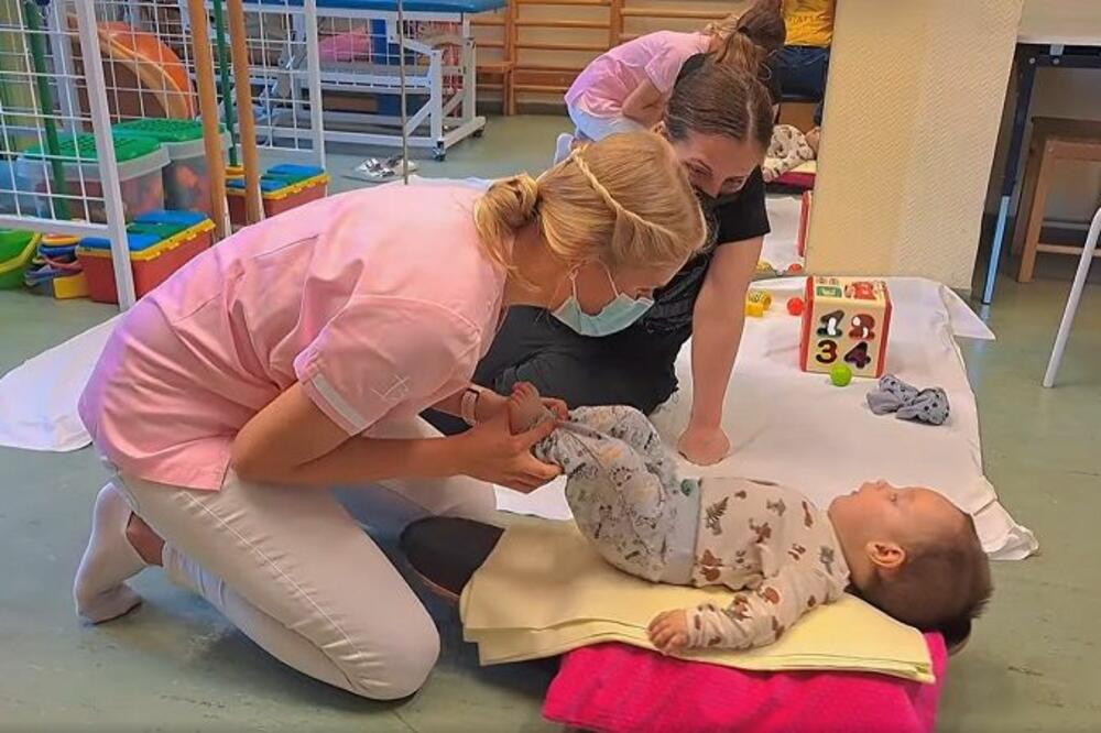 PORODICA MALOG VUKANA JAVILA SE IZ BUDIMPEŠTE: Vukan ove stvari sada radi sam!