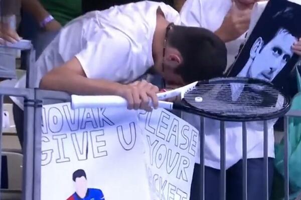ĐOKOVIĆEV GEST RASPLAKAO DEČAKA NA TRIBINAMA! Svi BRUJE o ovoj sceni iz Tel Aviva! (VIDEO)