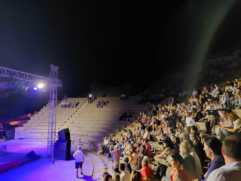 Pozorište na Asosu