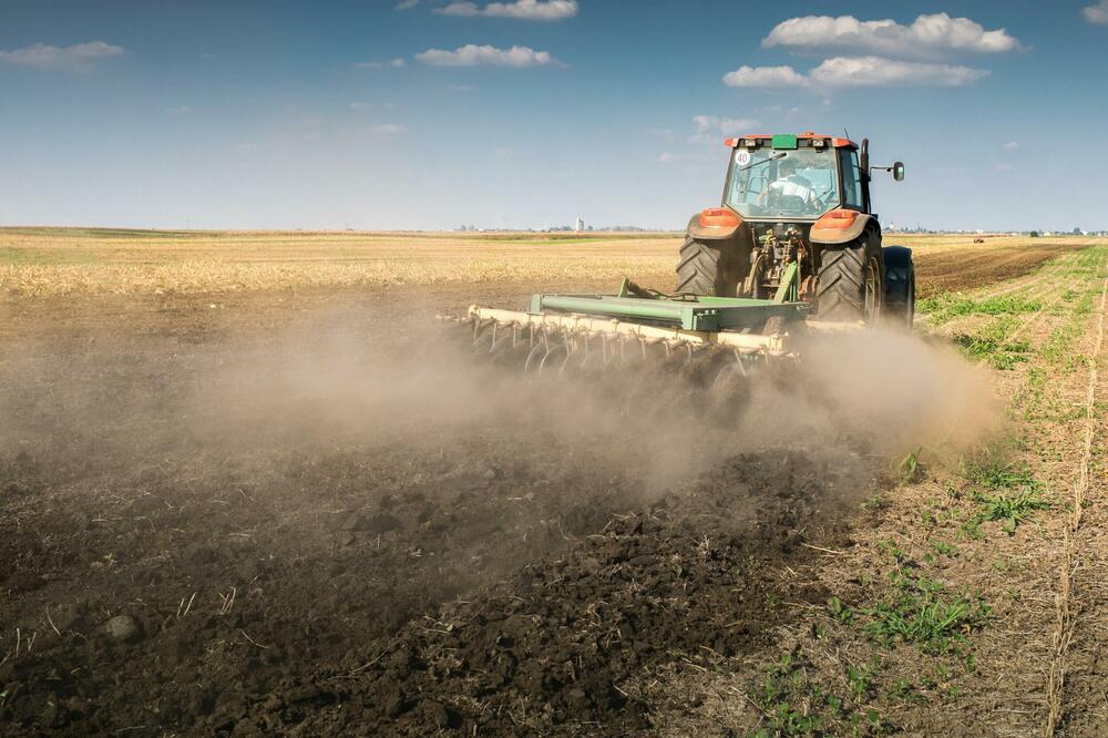 VREME JE SADNJE I SETVE: Sjajna stvar za poljoprivrednike kako da se zaštite od zagađenja i štetnih materija!