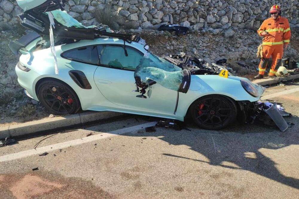 TEŠKA NESREĆA NA CRESU: Sudarili se CISTERNA i AUTOMOBIL