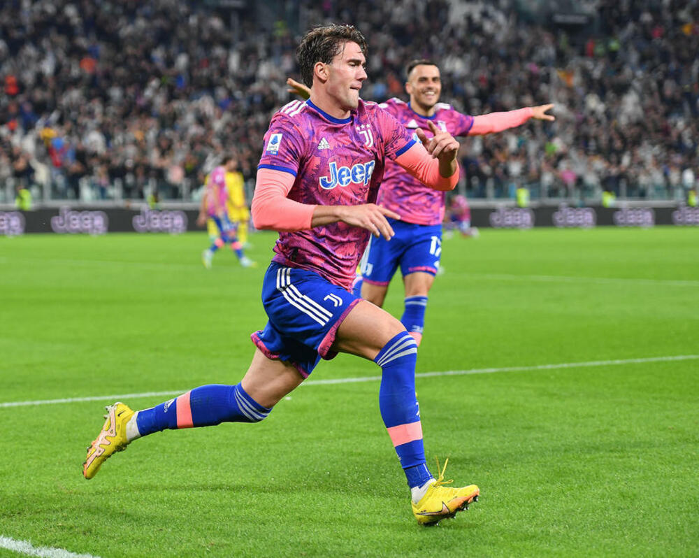 Dušan Vlahović, Filip Kostić