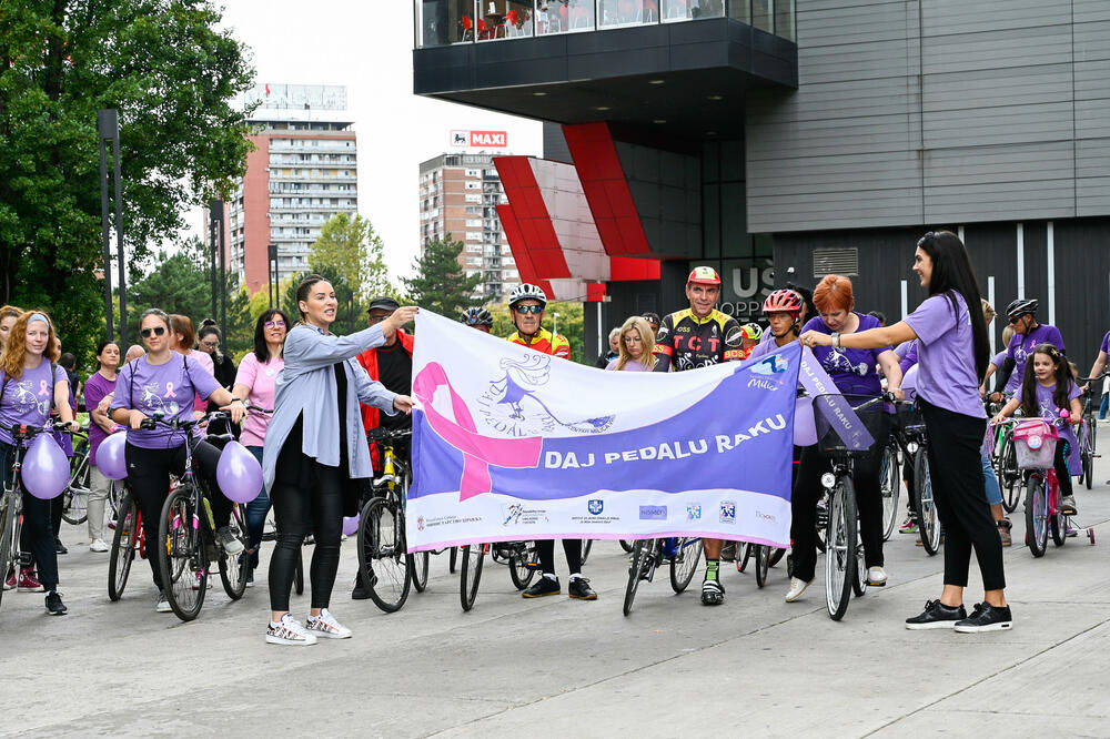 "DAJ PEDALU RAKU": Važni su redovni pregledi i samopregledi, PODRŠKA za sve ŽENE koje se BORE PROTIV OPAKE BOLESTI!