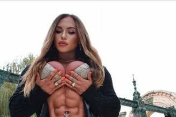 OVA ŽENA IMA TELO KOJE NIJE SA OVE PLANETE: Kada se SKINE DO POJASA, ostanu UKOČENI U MESTU (FOTO)