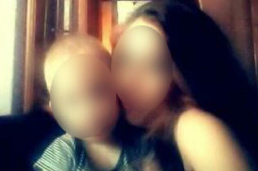 SAHRANJEN DEČAK (2) IZ BAČKOG PETROVCA: Majka neutešna, meštani i prijatelji došli da se oproste od ANĐELA!