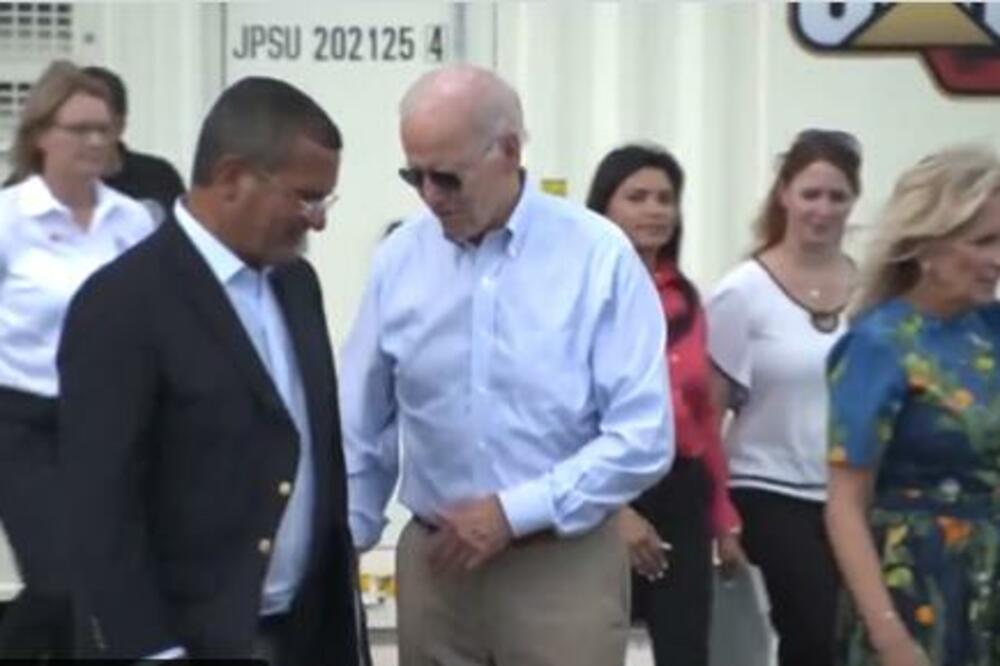 ČUDNO BAJDENOVO PONAŠANJE ZABRINULO AMERIKANCE: Najnoviji gaf Američkog predsednika PRESTRAVIO SVET (VIDEO)