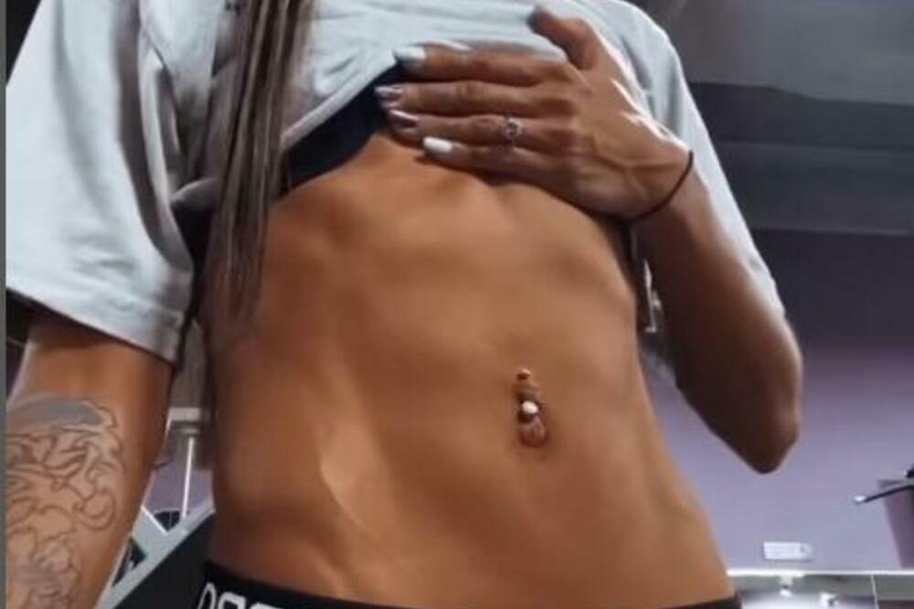 ZBOG OVIH FOTKI JE IZBACILI IZ TERETANE? Tviter GORI zbog nepravde, NIJE IM PREĆUTALA (FOTO)